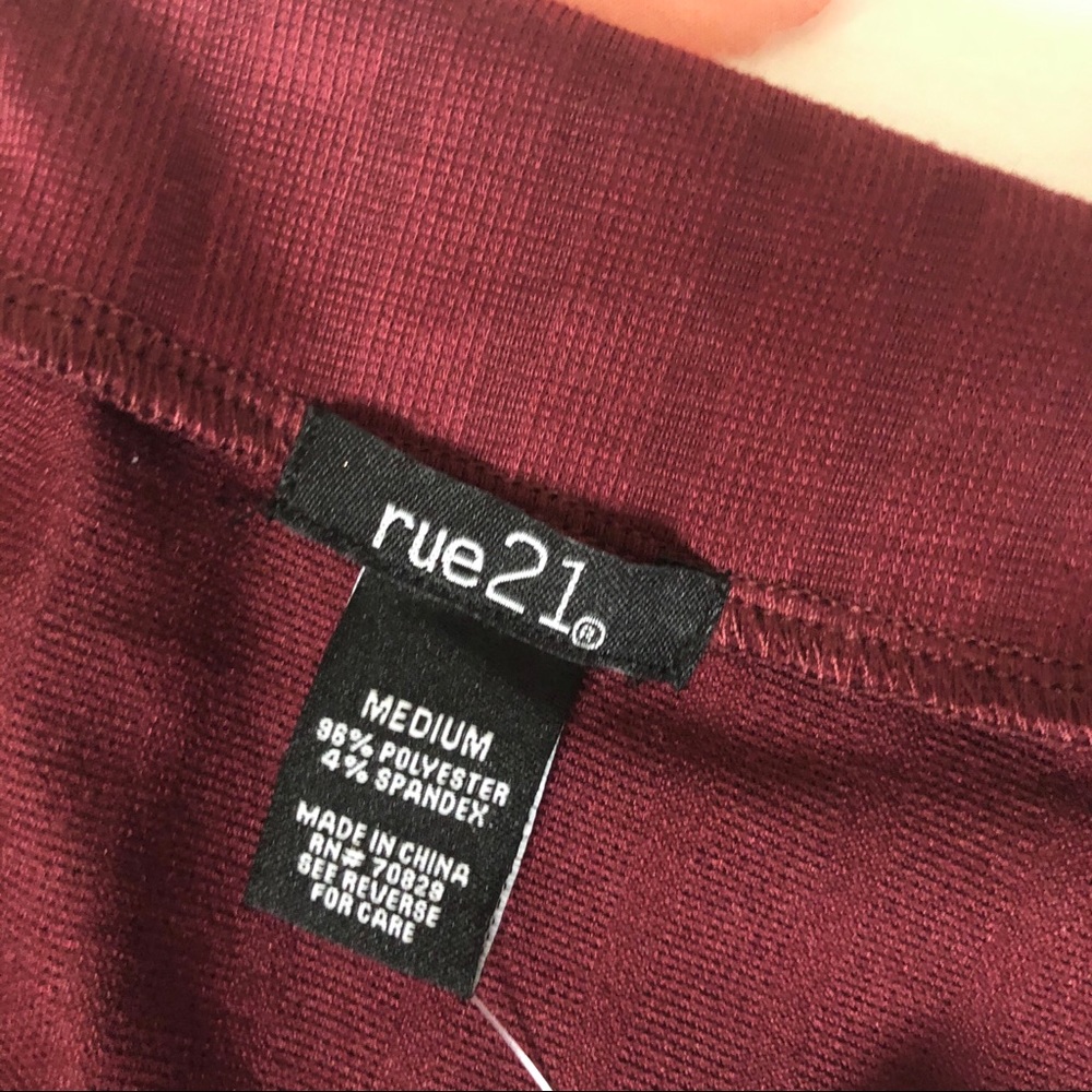 RUE21 RED WINE BODYSUIT SIZE M - Picture 2 of 3